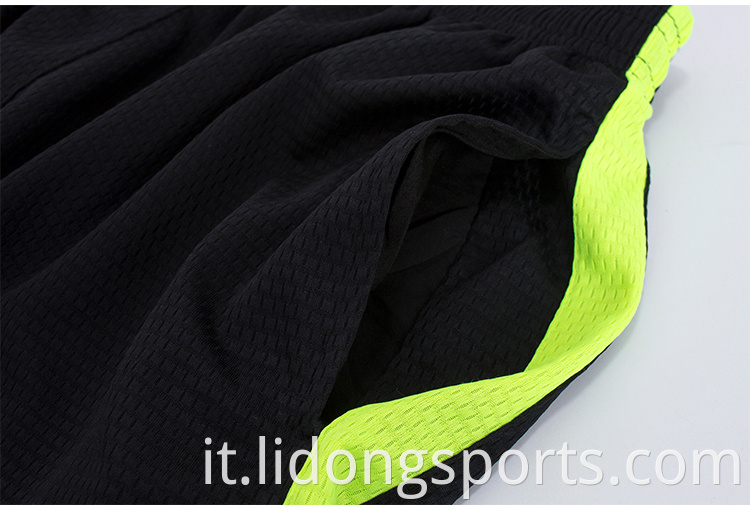 Wholesale Athletic Wear College Basketball Unifort Design Sports Wear costumi